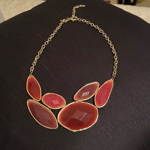Gold and cranberry short necklace